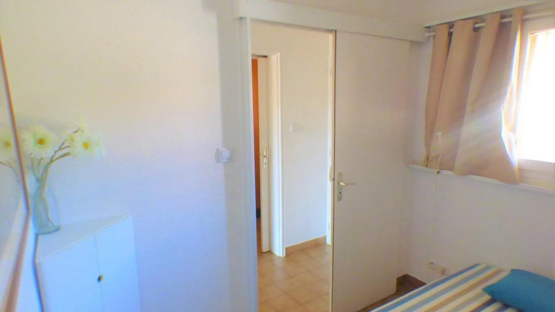 Appartement 2P Pour 4 A Bormes-Les-Mimosas, Proche Plage Et Commerces, Parking Privatif - Fr-1-251-822 Apartmán