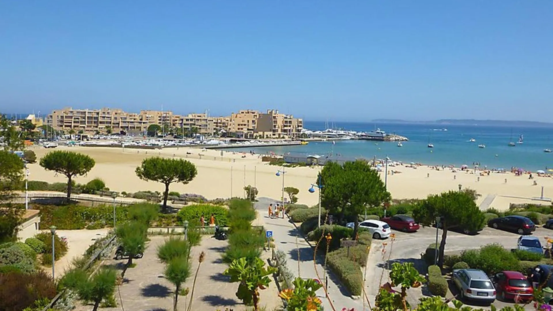 Apartmán Appartement 2P Pour 4 A Bormes-Les-Mimosas, Proche Plage Et Commerces, Parking Privatif - Fr-1-251-822